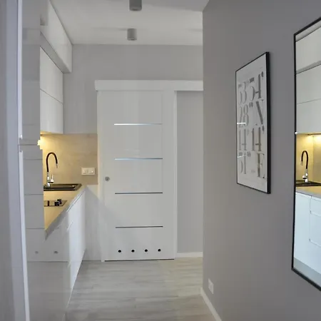 Apartment Penelopa Silver