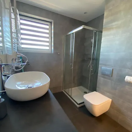 Penelopa Silver شقة سفينويتشي